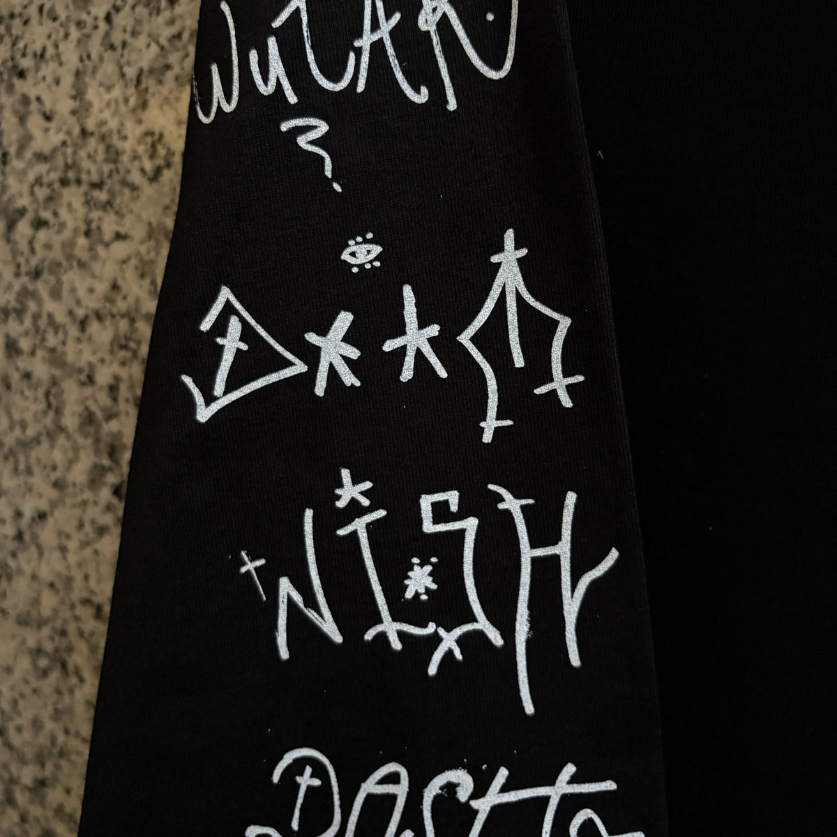 DASH x WISH Longsleeve – sleeve with handstyle tags WUTARO, DASH, WISH